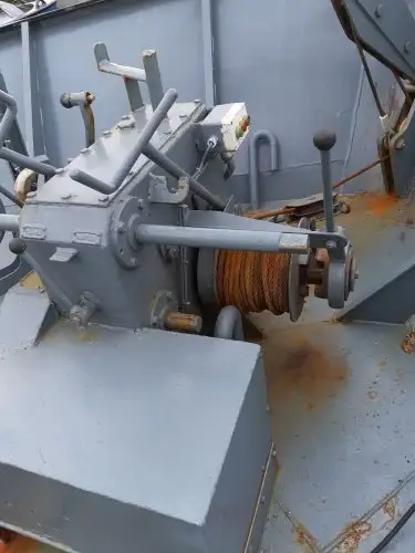 Navio de pesca de arrasto à venda