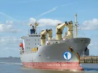 Navio frigorífico à venda