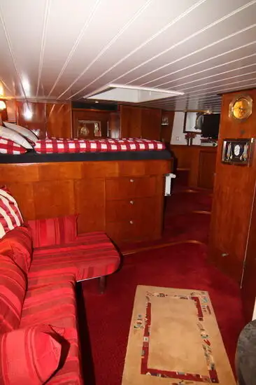 Navio de cruzeiro à venda