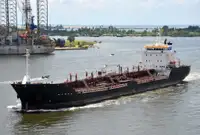 Oil/Chemical tanker à venda