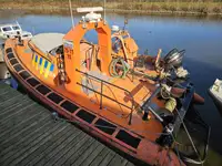 Bote inflável rígido à venda