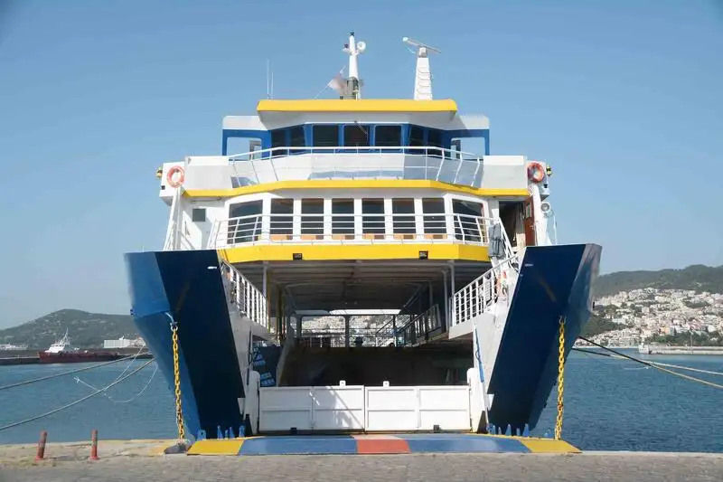 Balsa de desembarque, tanque à venda