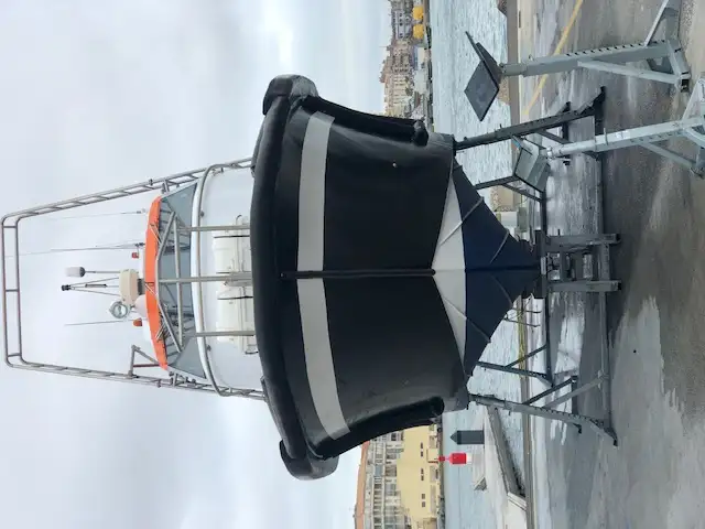 Barco piloto à venda