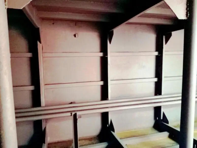 Balsa de desembarque, tanque à venda