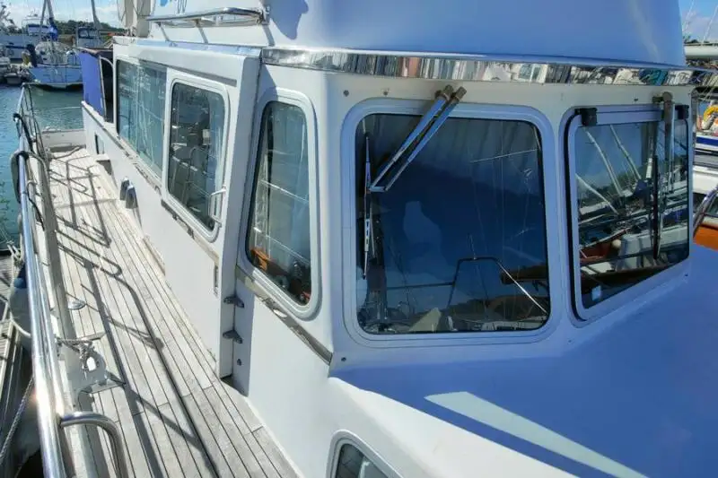 Navio de pesca de arrasto à venda