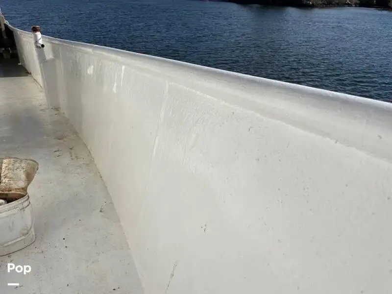 Navio de pesca de arrasto à venda