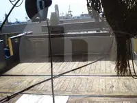 Navio transportador de peixes vivos à venda