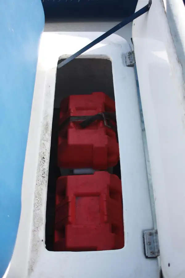Bote inflável rígido à venda