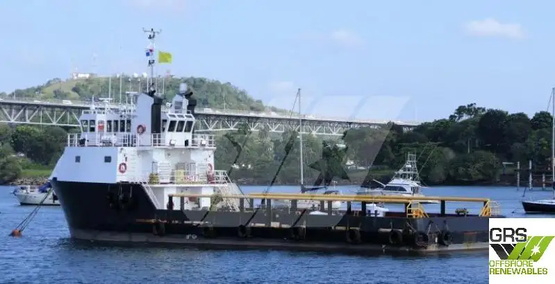 Navio de abastecimento à venda