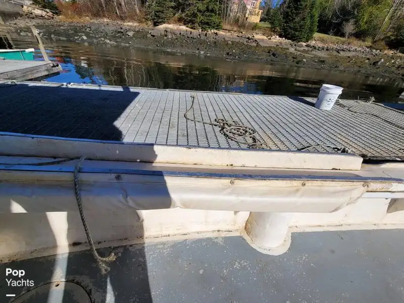Navio de processamento de peixe à venda