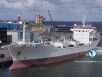 Navio frigorífico à venda