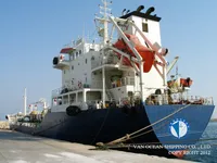 Navio-tanque de óleo/produtos químicos à venda