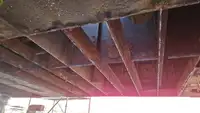 Barcaça à venda