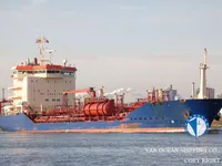 Navio-tanque de óleo/produtos químicos à venda