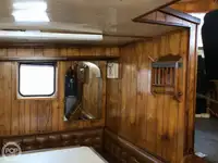 Navio de pesca de arrasto à venda