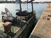 Barcos de trabalho à venda