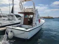 Navio de pesquisa à venda