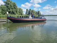 Navio porta-contêineres à venda