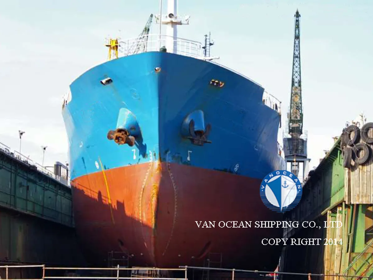 Navio-tanque de óleo/produtos químicos à venda