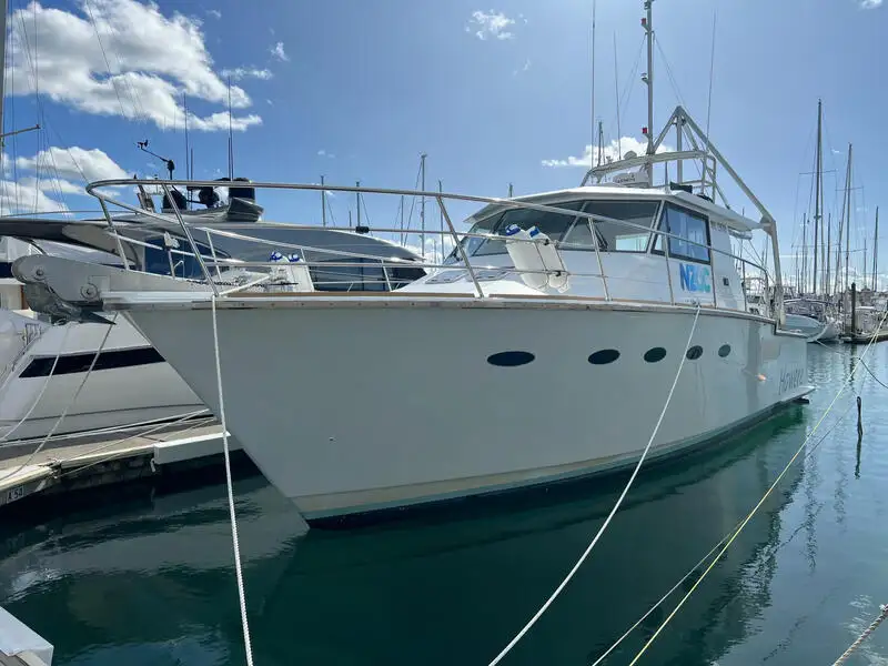 Navio de pesquisa à venda