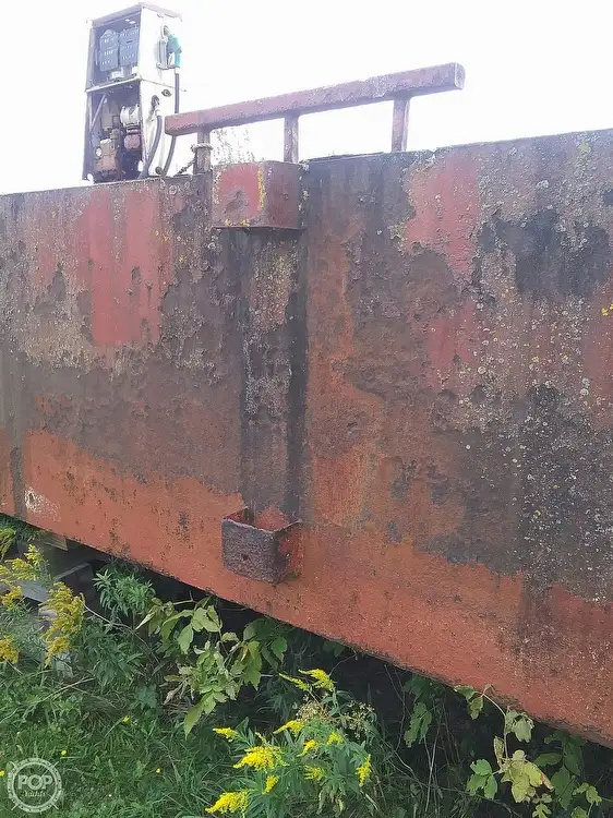 Barcaça à venda