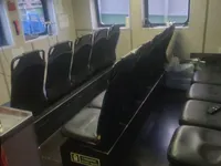 Barco de tripulação à venda