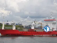 Navio frigorífico à venda