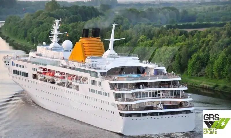 Navio de cruzeiro à venda