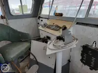 Navio de abastecimento à venda