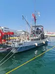 Navio de combate a incêndios à venda