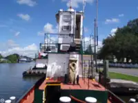 Rebocador à venda