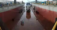 Doca flutuante à venda