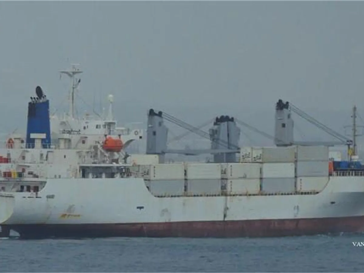 Navio frigorífico à venda