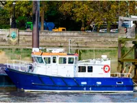 Navio de pesquisa à venda