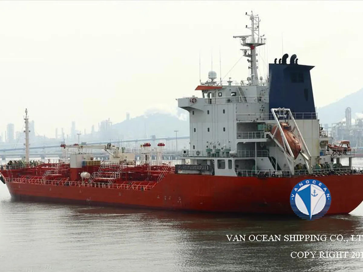 Navio-tanque de óleo/produtos químicos à venda