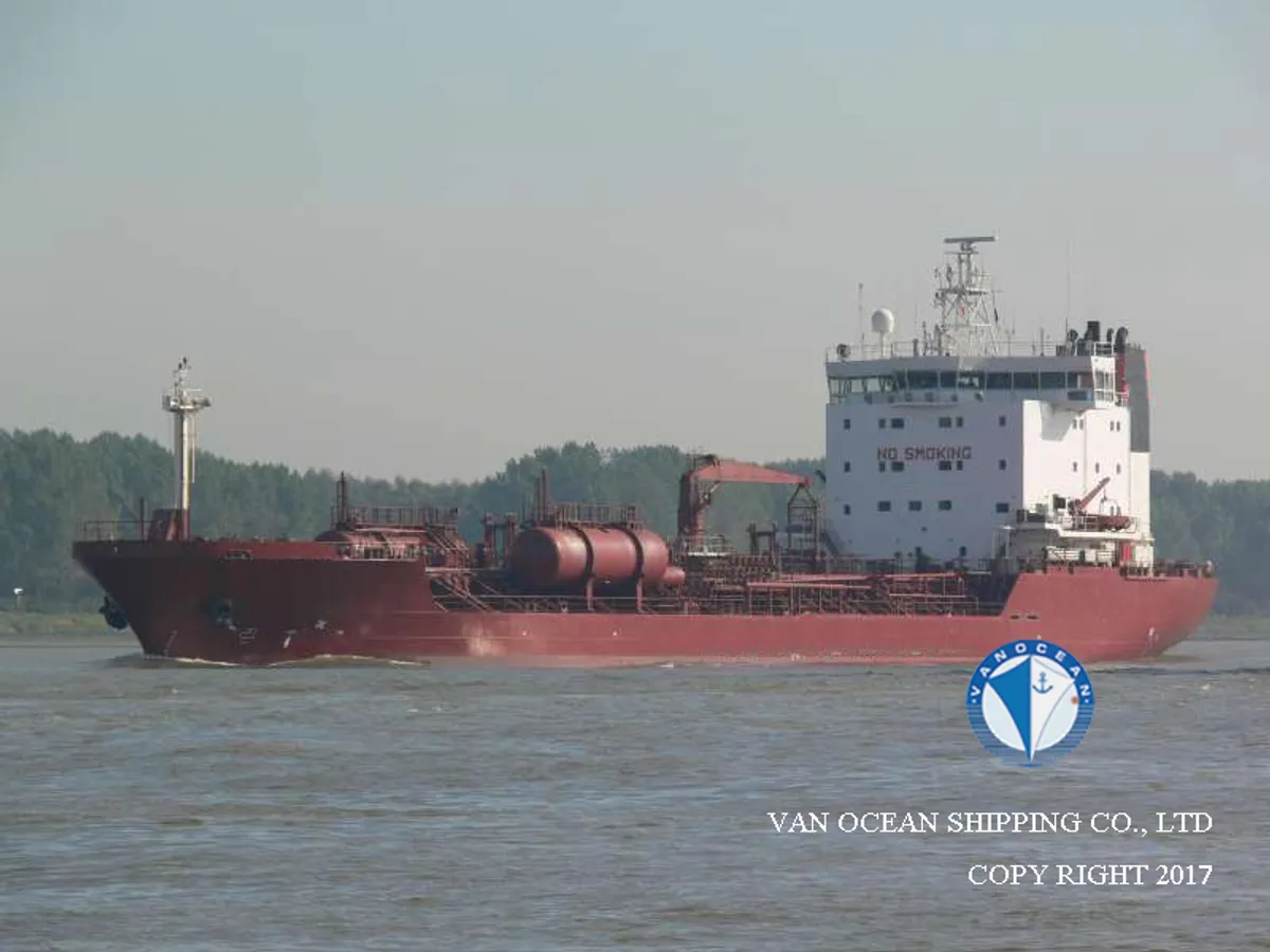Navio-tanque de óleo/produtos químicos à venda