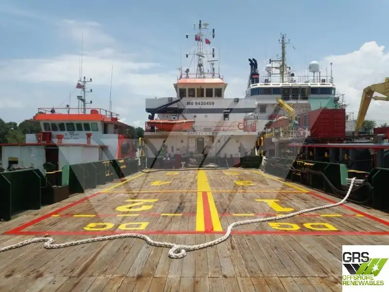 Balsa de desembarque, tanque à venda