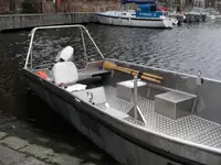 Barcos de trabalho à venda