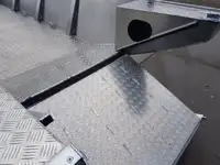 Balsa de desembarque, tanque à venda
