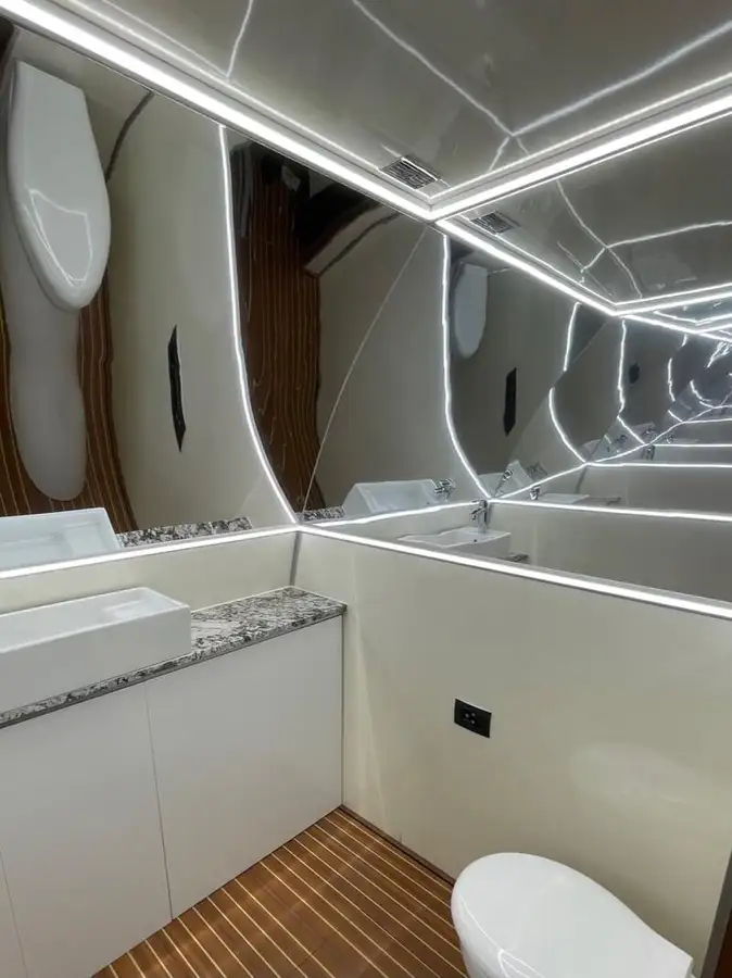Catamarã à venda