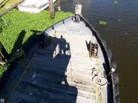 Rebocador à venda