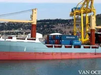 Navio frigorífico à venda