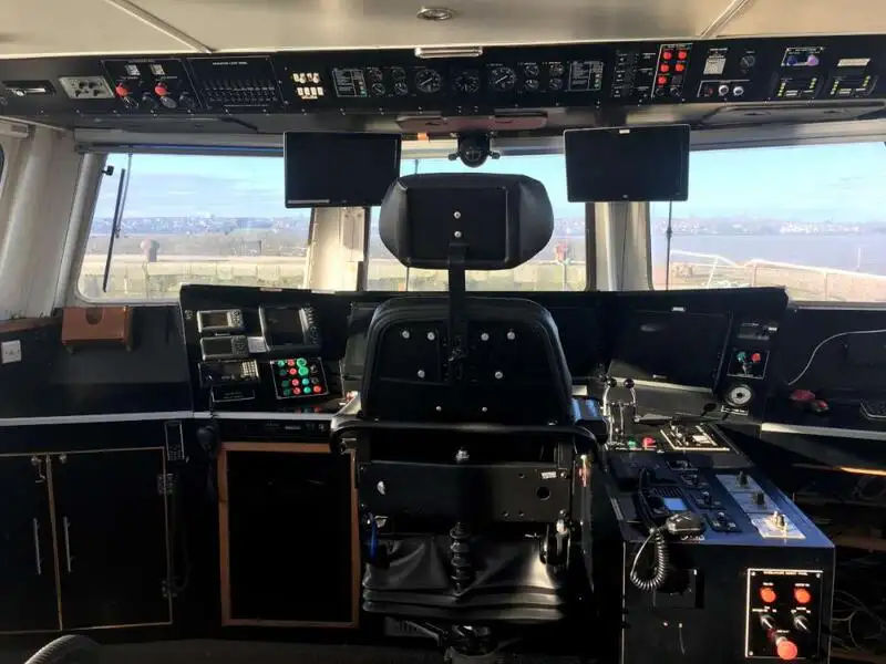 Barcos de trabalho à venda