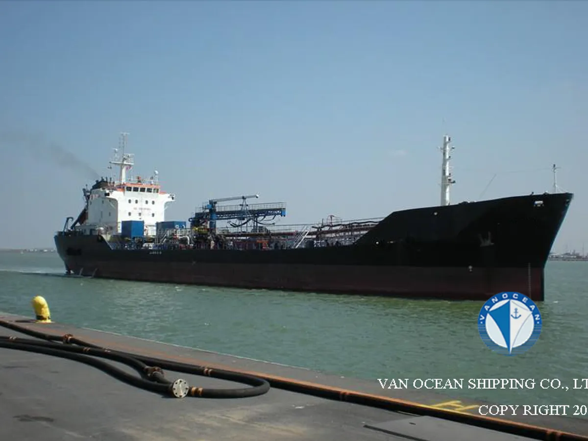 Navio-tanque de óleo/produtos químicos à venda