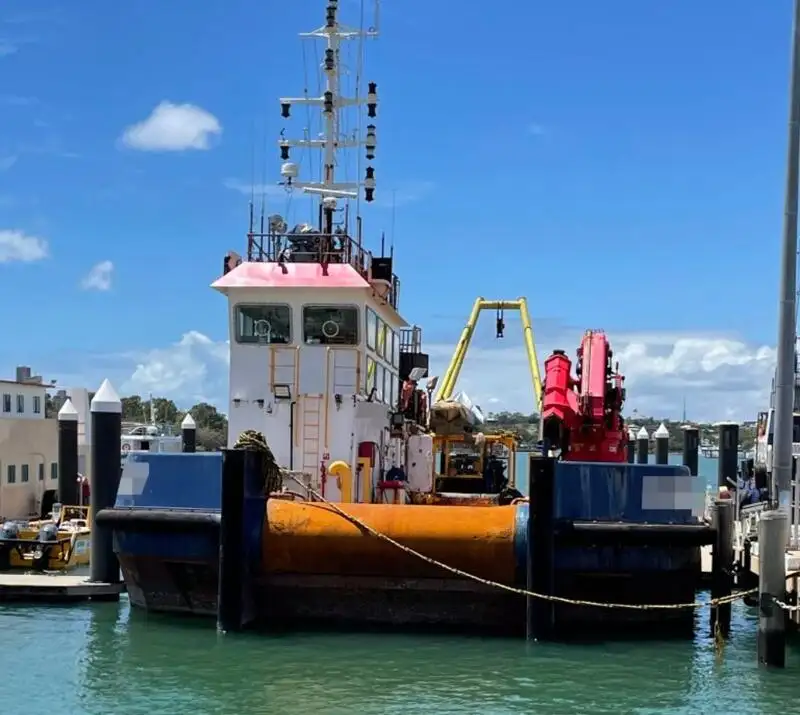 Barcos de trabalho à venda