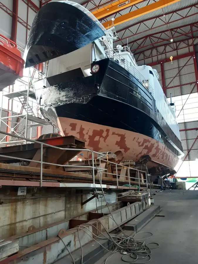 Navio Ro-Ro à venda