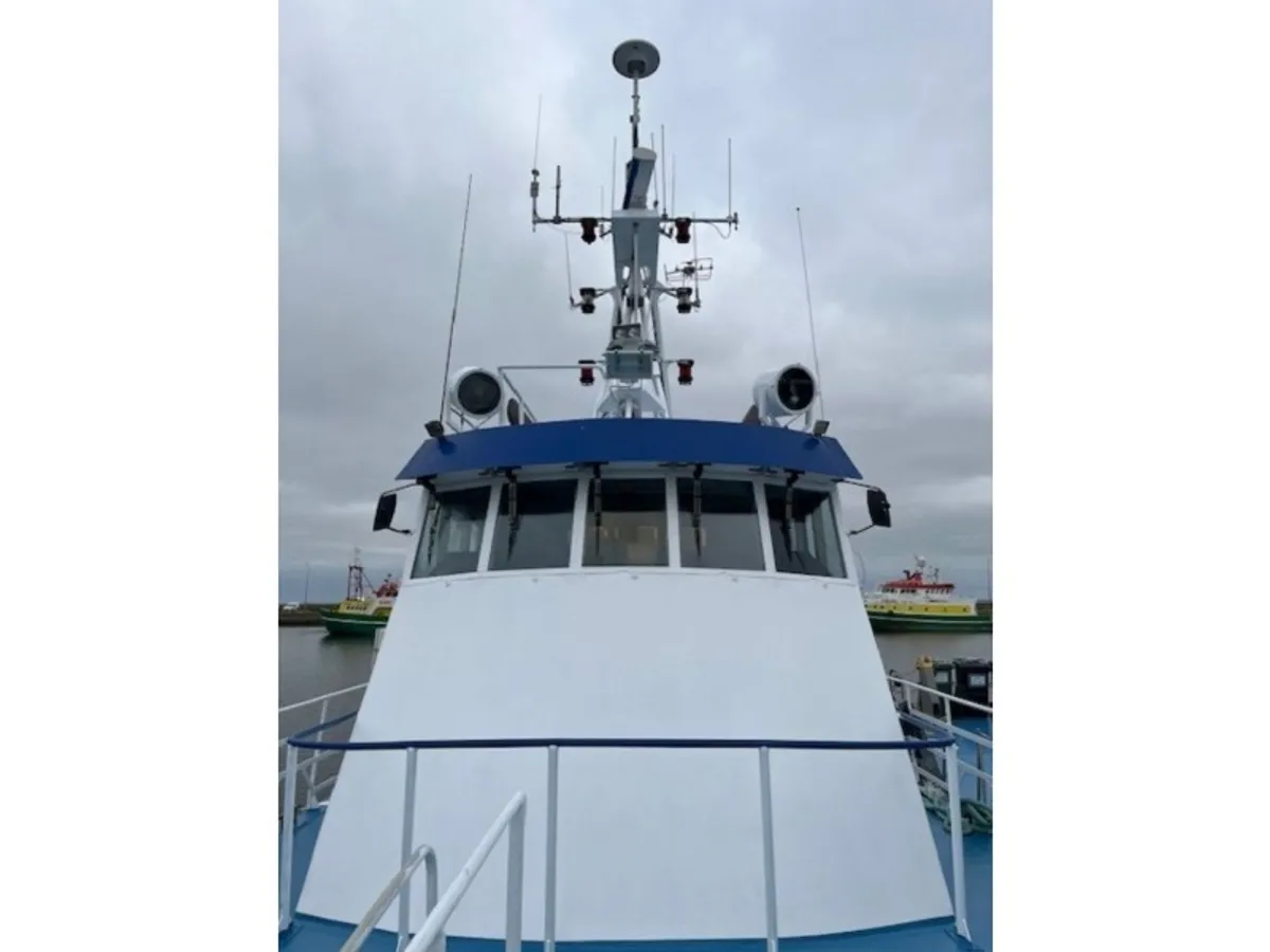 Navio de patrulha à venda