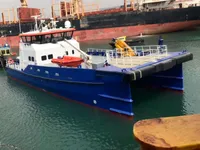 Barco de tripulação à venda