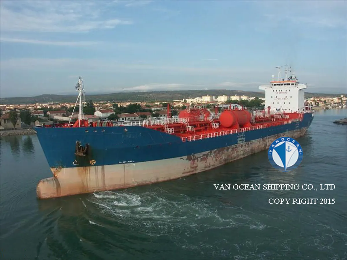 Navio-tanque de óleo/produtos químicos à venda