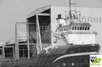 Navio de abastecimento à venda